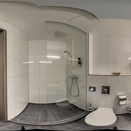 Otel Zum Eichenzeller 3*