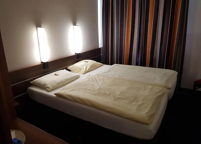 Hotel Zum Eichenzeller 3*