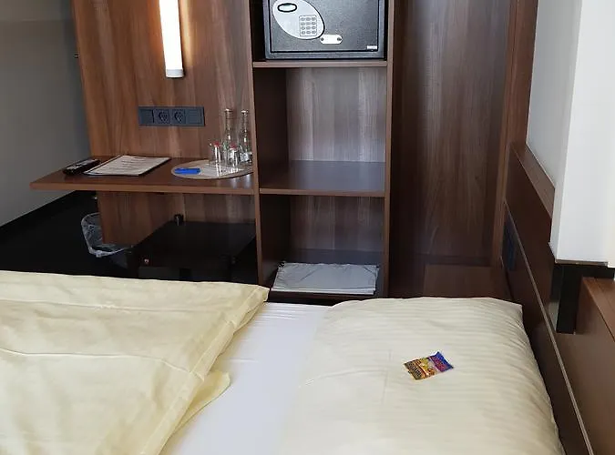 Zum Eichenzeller Hotel 3*