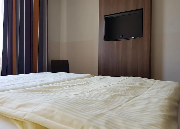 Zum Eichenzeller Hotel 3*